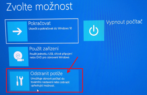 Při obnovení Windows 11 do továrního nastavení vybereme - odstranit potíže